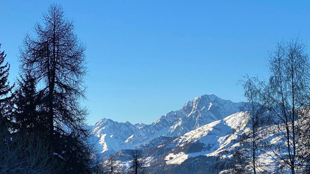 Apartamento La Finestra Sulla Montagna - The Window On The Mountain Pila  Exterior foto
